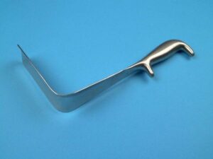 Doyen valve Retractor 24cm